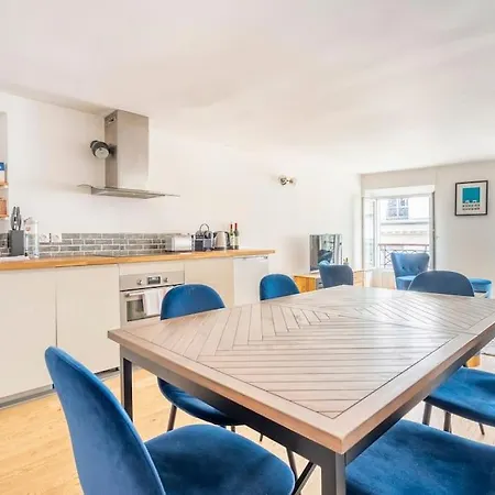 Moderne Renove Et Spacieux, Au Coeur De