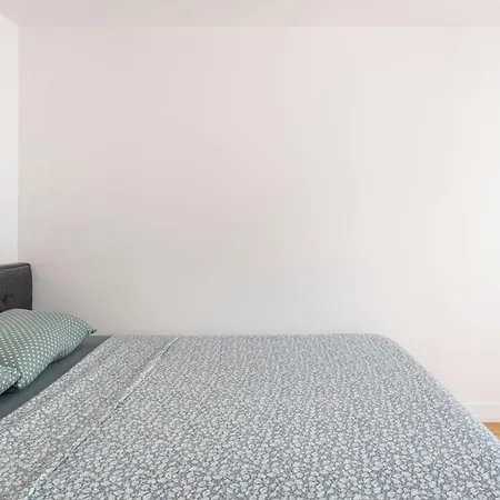 Апартаменты Moderne Renove Et Spacieux, Au Coeur De Париж