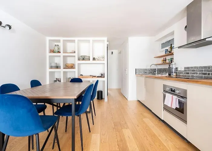 Moderne Renove Et Spacieux, Au Coeur De *